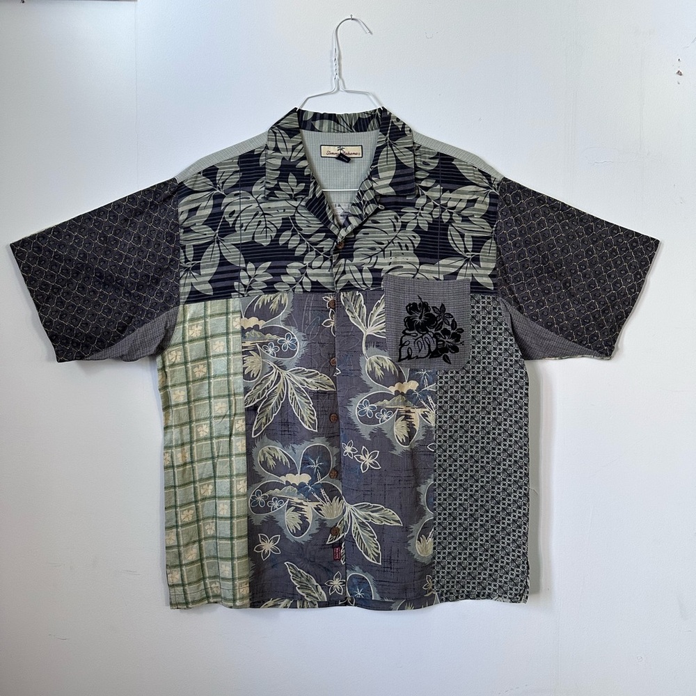 Tommy Bahama silk Medium shirt